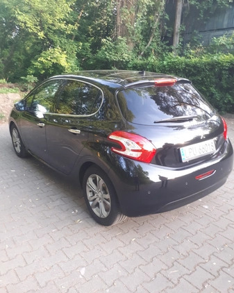 Peugeot 208 cena 31900 przebieg: 46000, rok produkcji 2014 z Puławy małe 37